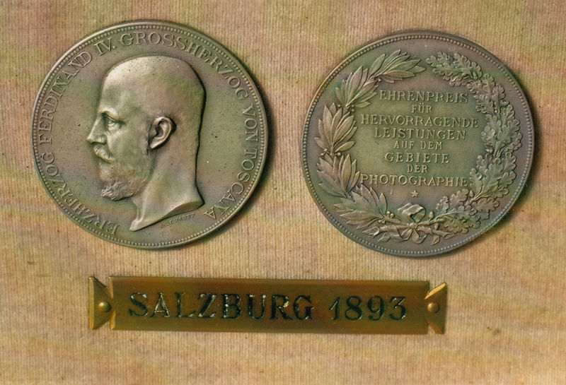 Datei:Hugo-hinterberger-medaillen-7.jpg