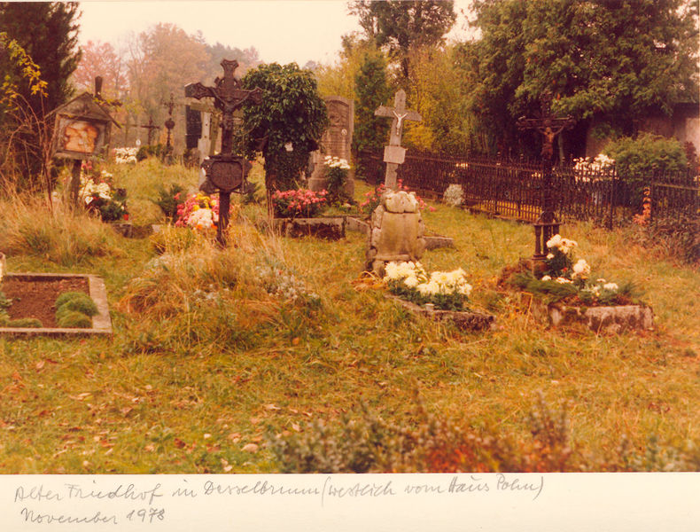 Datei:Friedhof-desselbrunn-5.jpg