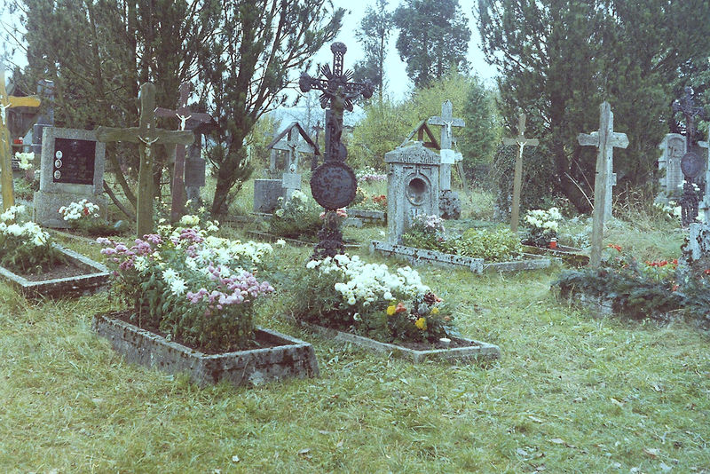 Datei:Friedhof-desselbrunn-16.jpg