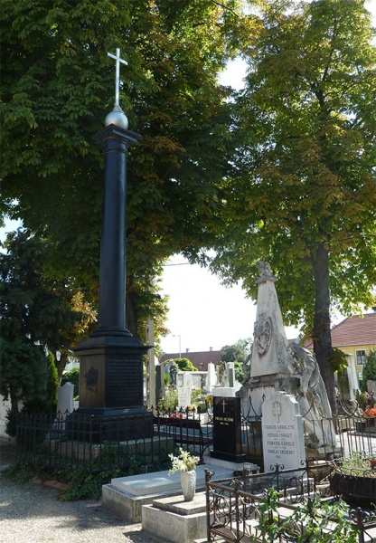 Datei:Anton-wittmann-denglaz-friedhof-temeto-cemetery-tomb-mosonmagyarovar.jpg