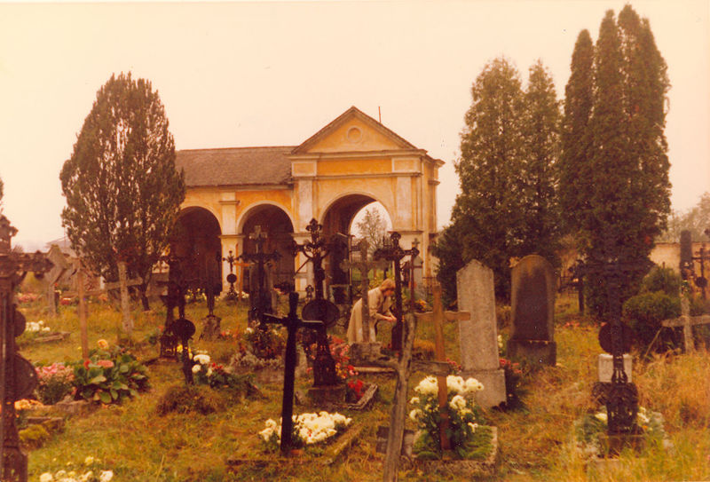 Datei:Friedhof-desselbrunn-4.jpg