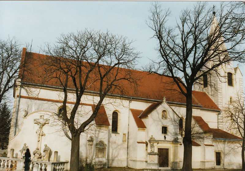 Datei:Rajka-kirche-templom-1.jpg