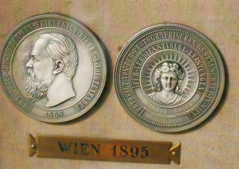 Datei:Hugo-hinterberger-medaillen-9.jpg